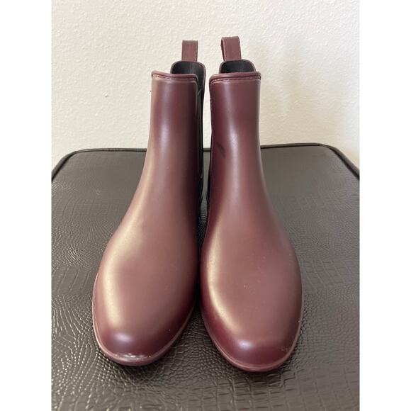 A NEW DAY Burgundy Ankle Rubber Rain Boots - Picture 5 of 9